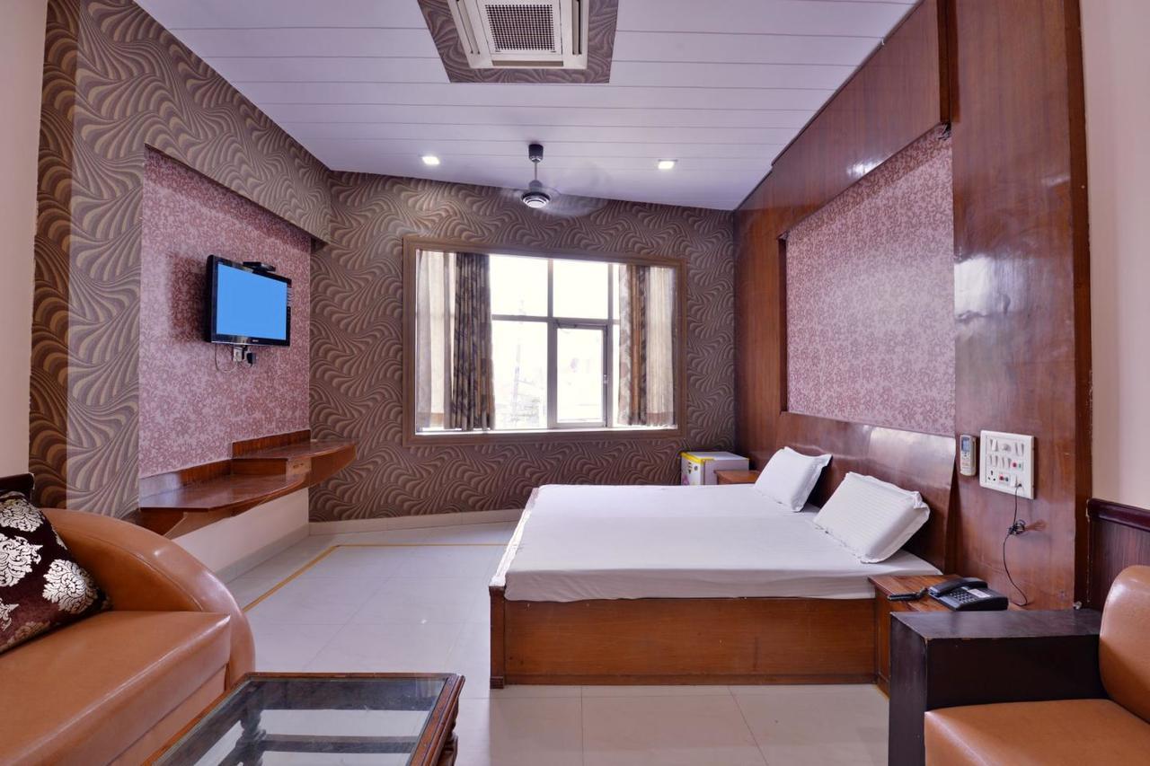 Rc Inn Sirsa Kültér fotó